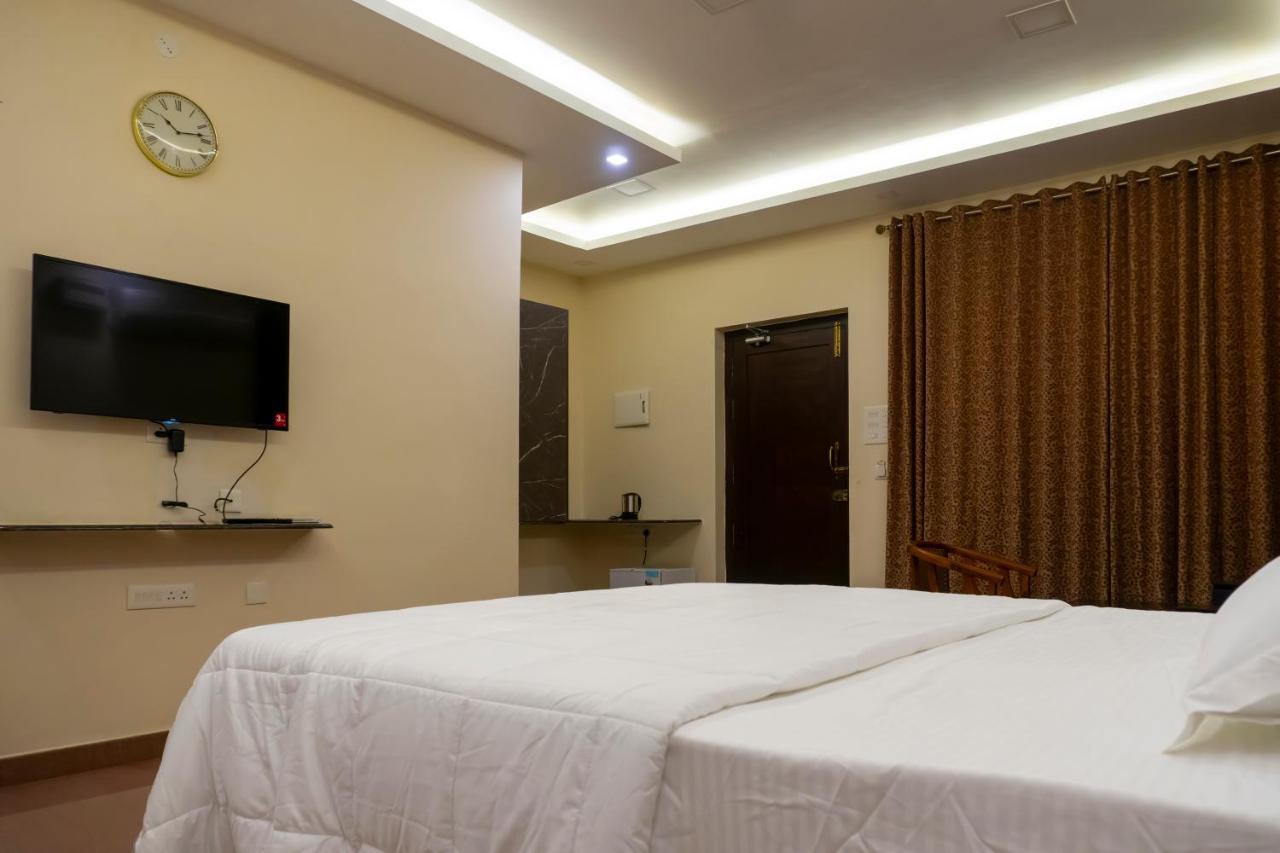 Pranaav Beach Resort Pondicherry Exterior photo